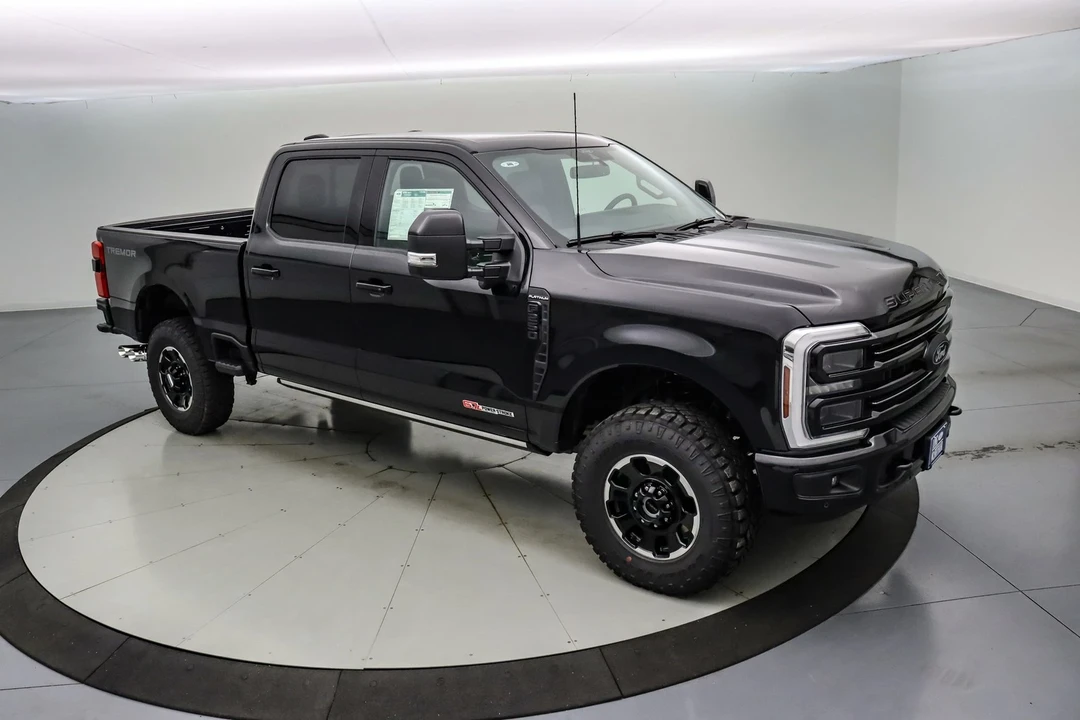 2026 Ford Super Duty 5th Gen - Image 2 of 21