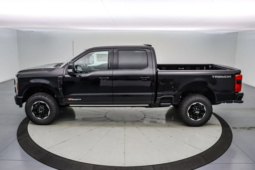 2026 Ford Super Duty 5th Gen - Image 9 of 21