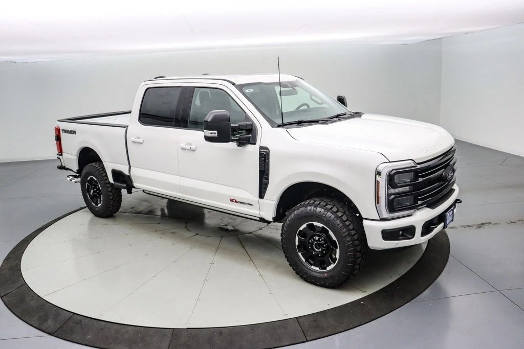 2026 Ford Super Duty 5th Gen - Image 2 of 21