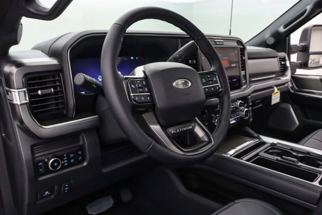 2026 Ford Super Duty 5th Gen - Image 17 of 21