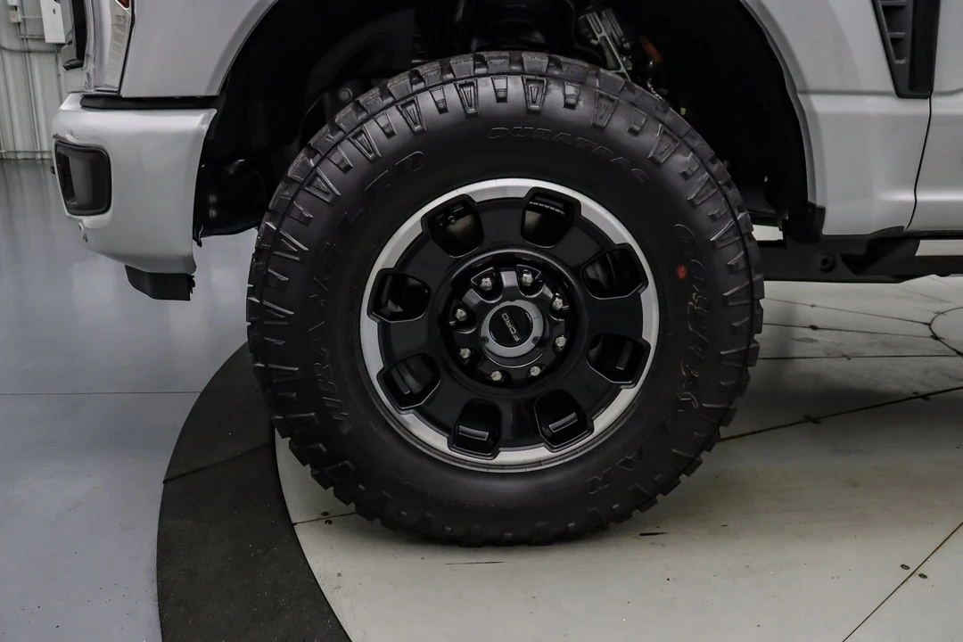 2026 Ford Super Duty 5th Gen - Image 12 of 21