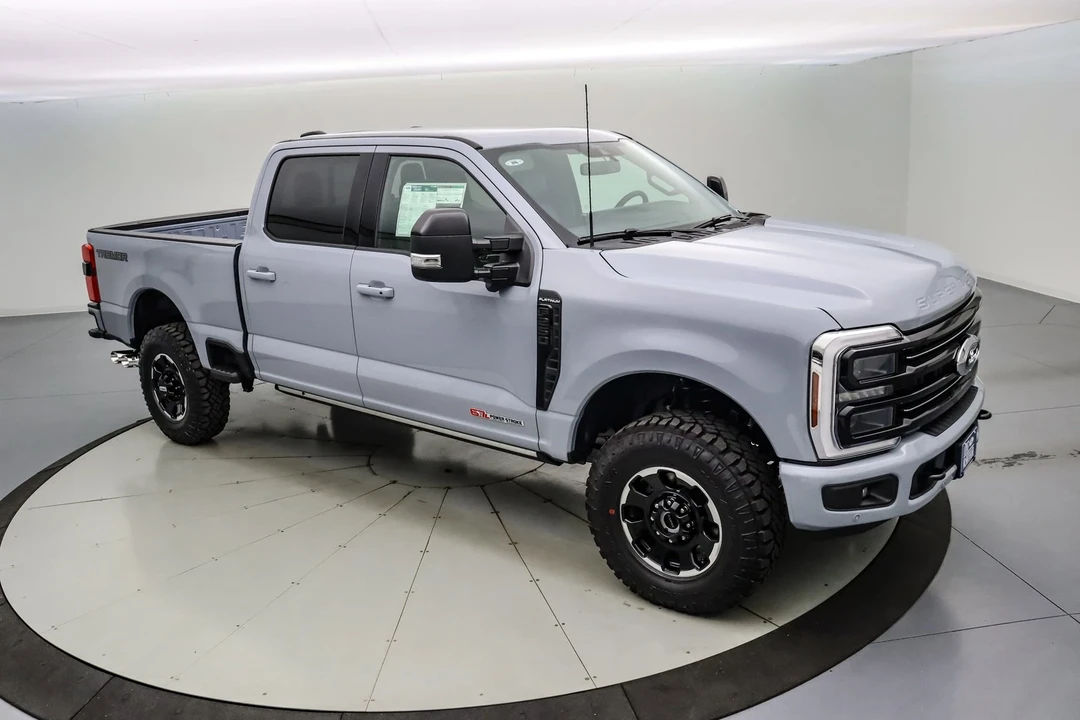 2026 Ford Super Duty 5th Gen - Image 2 of 21