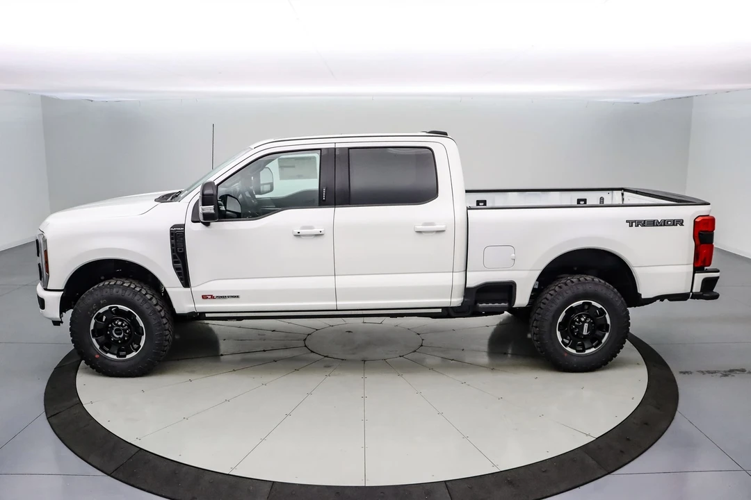 2026 Ford Super Duty 5th Gen - Image 9 of 21