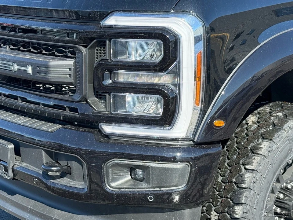 2026 Ford Super Duty 5th Gen - Image 11 of 21