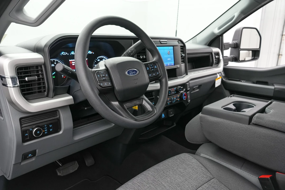 2026 Ford Super Duty 5th Gen - Image 14 of 23