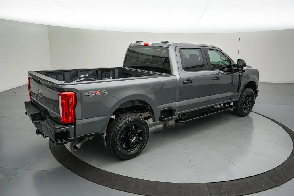 2026 Ford Super Duty 5th Gen - Image 5 of 23