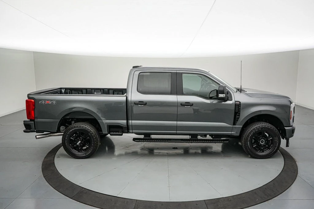 2026 Ford Super Duty 5th Gen - Image 4 of 23