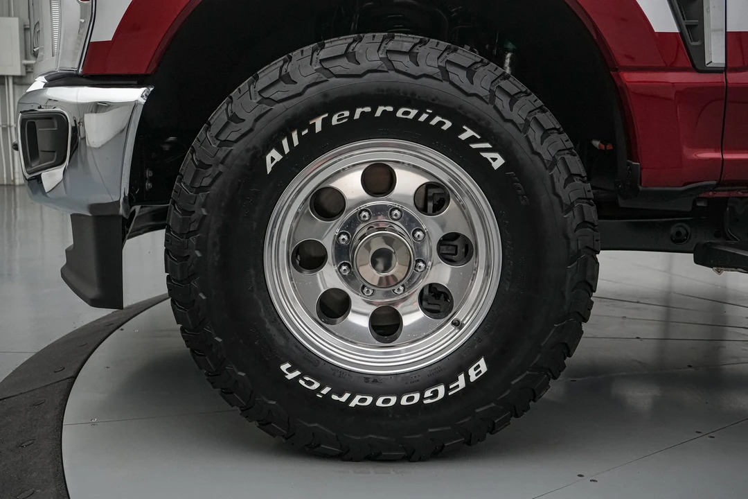 2026 Ford Super Duty 5th Gen - Image 13 of 31