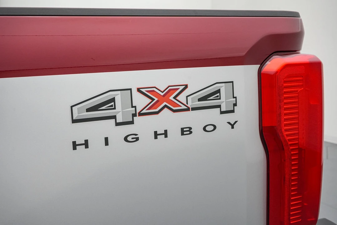 2026 Ford Super Duty 5th Gen - Image 22 of 31