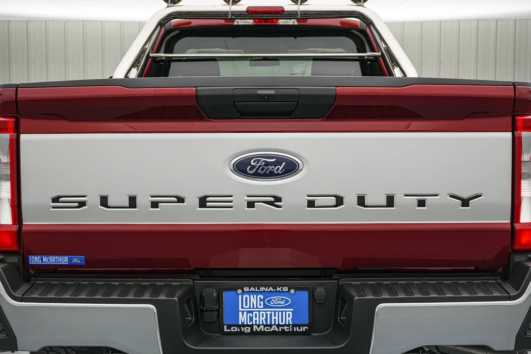 2026 Ford Super Duty 5th Gen - Image 23 of 31