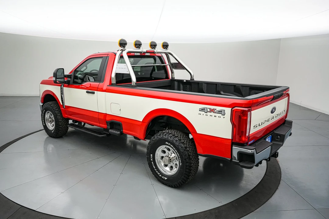 2026 Ford Super Duty 5th Gen - Image 9 of 31