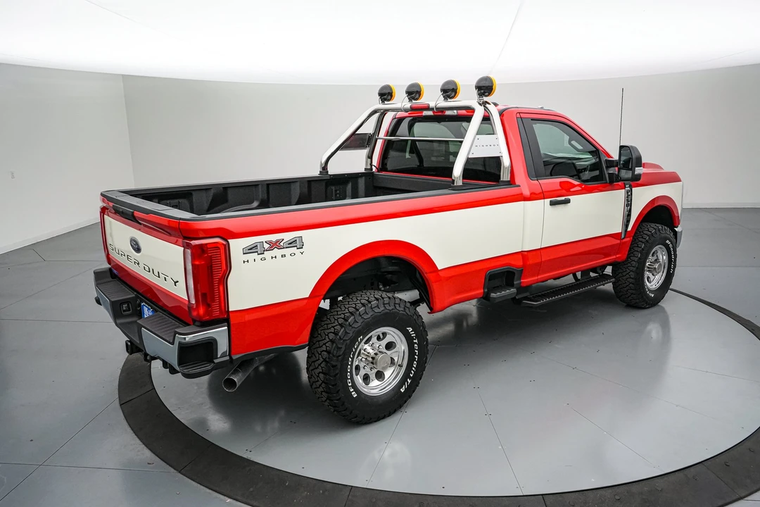 2026 Ford Super Duty 5th Gen - Image 6 of 31