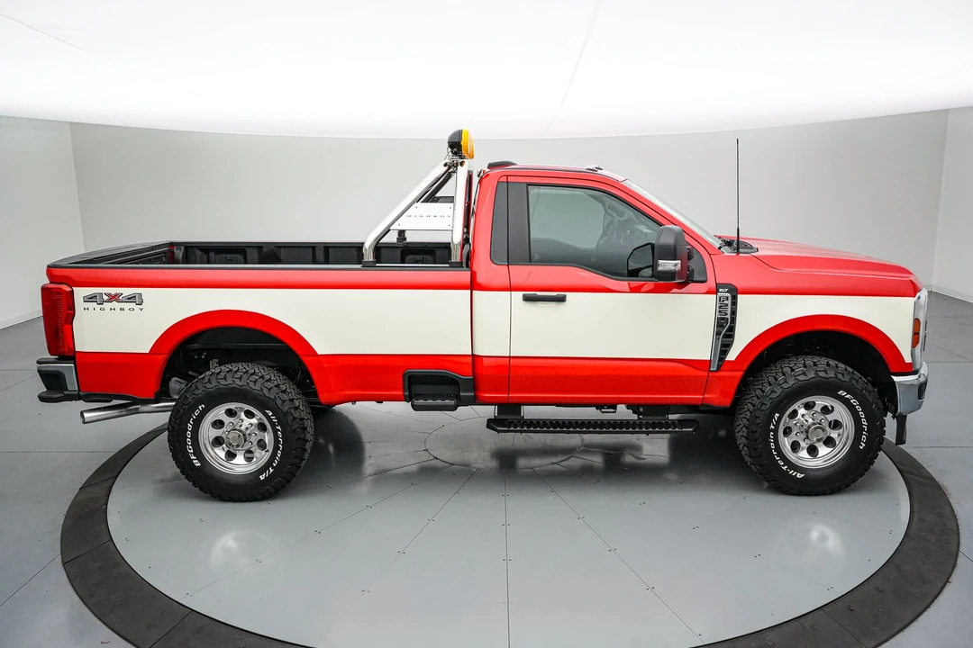 2026 Ford Super Duty 5th Gen - Image 5 of 31