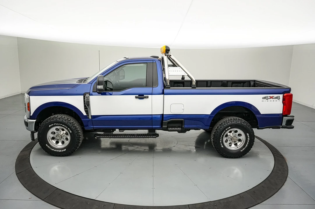2026 Ford Super Duty 5th Gen - Image 10 of 31