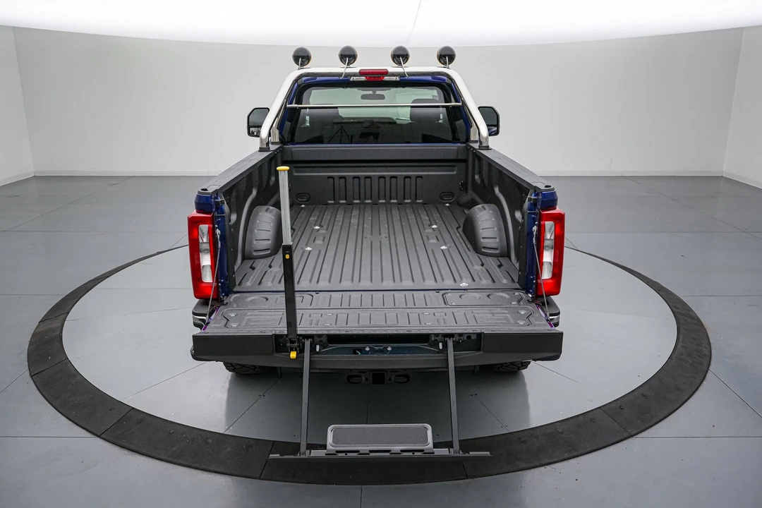 2026 Ford Super Duty 5th Gen - Image 8 of 31