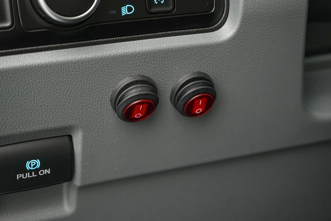 2026 Ford Super Duty 5th Gen - Image 18 of 31