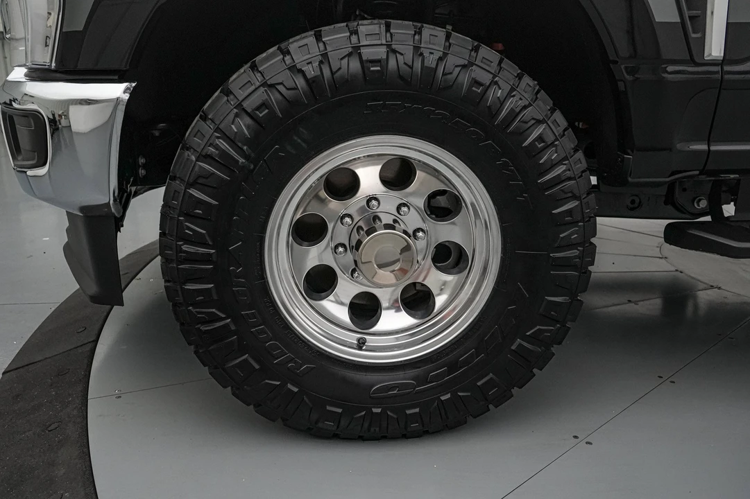 2026 Ford Super Duty 5th Gen - Image 25 of 31