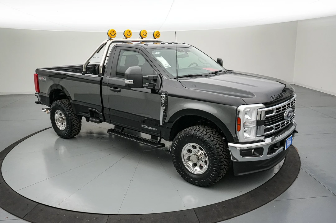 2026 Ford Super Duty 5th Gen - Image 4 of 31