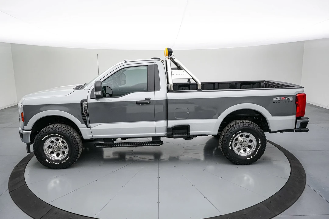 2026 Ford Super Duty 5th Gen - Image 11 of 31
