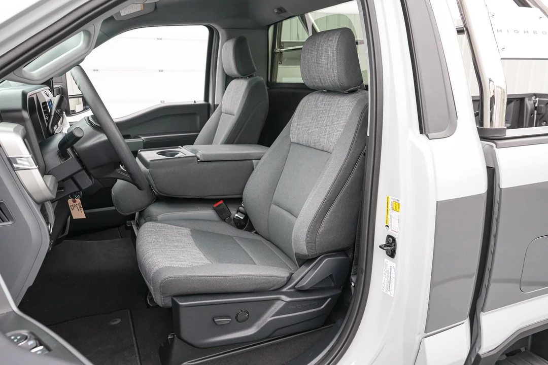 2026 Ford Super Duty 5th Gen - Image 27 of 31
