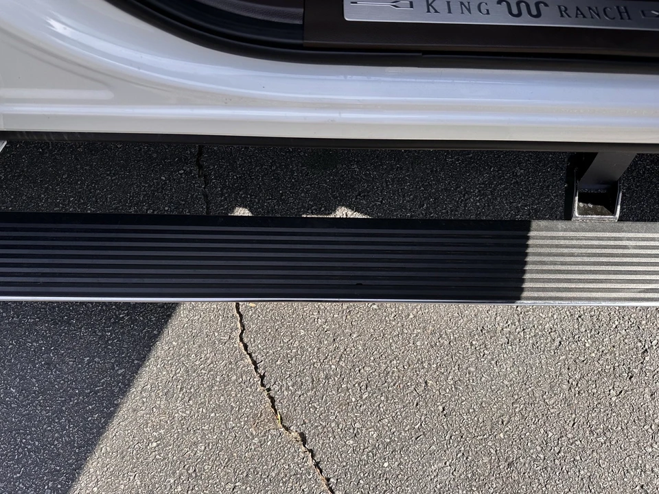 2026 Ford Super Duty 5th Gen - Image 17 of 31