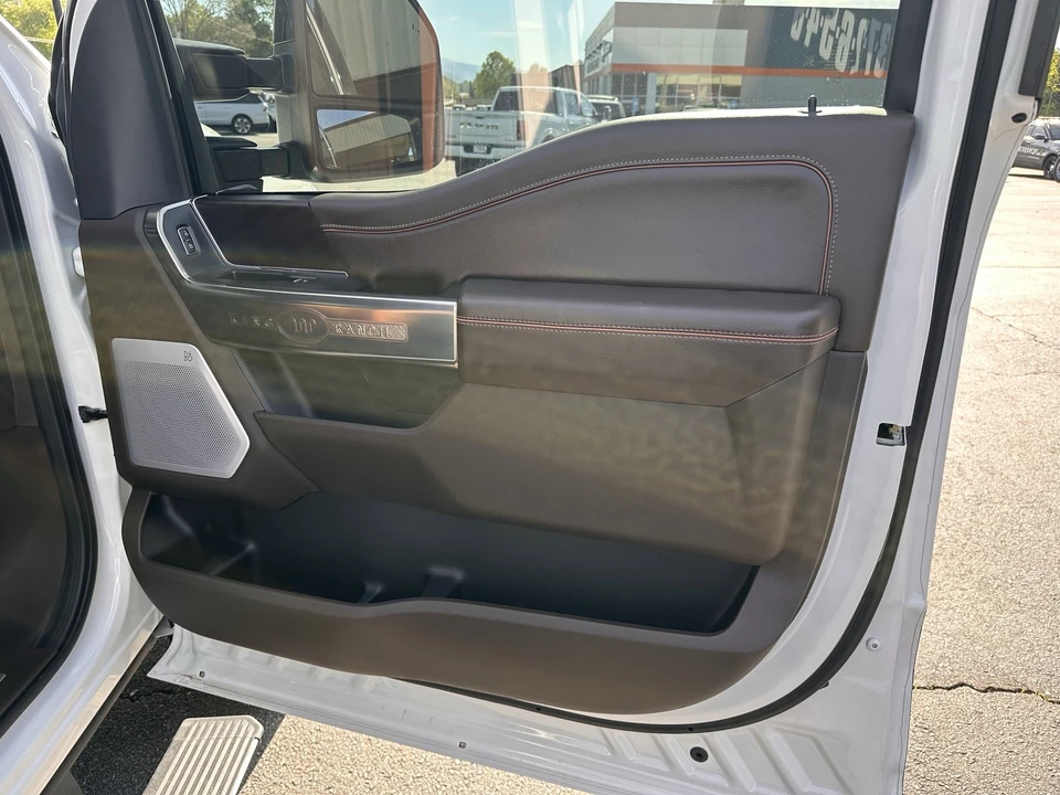 2026 Ford Super Duty 5th Gen - Image 15 of 31