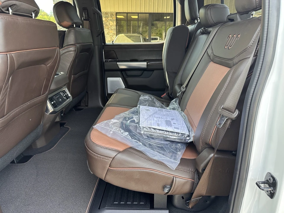 2026 Ford Super Duty 5th Gen - Image 14 of 31