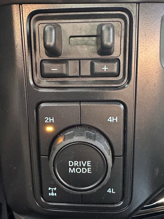 2026 Ford Super Duty 5th Gen - Image 22 of 31