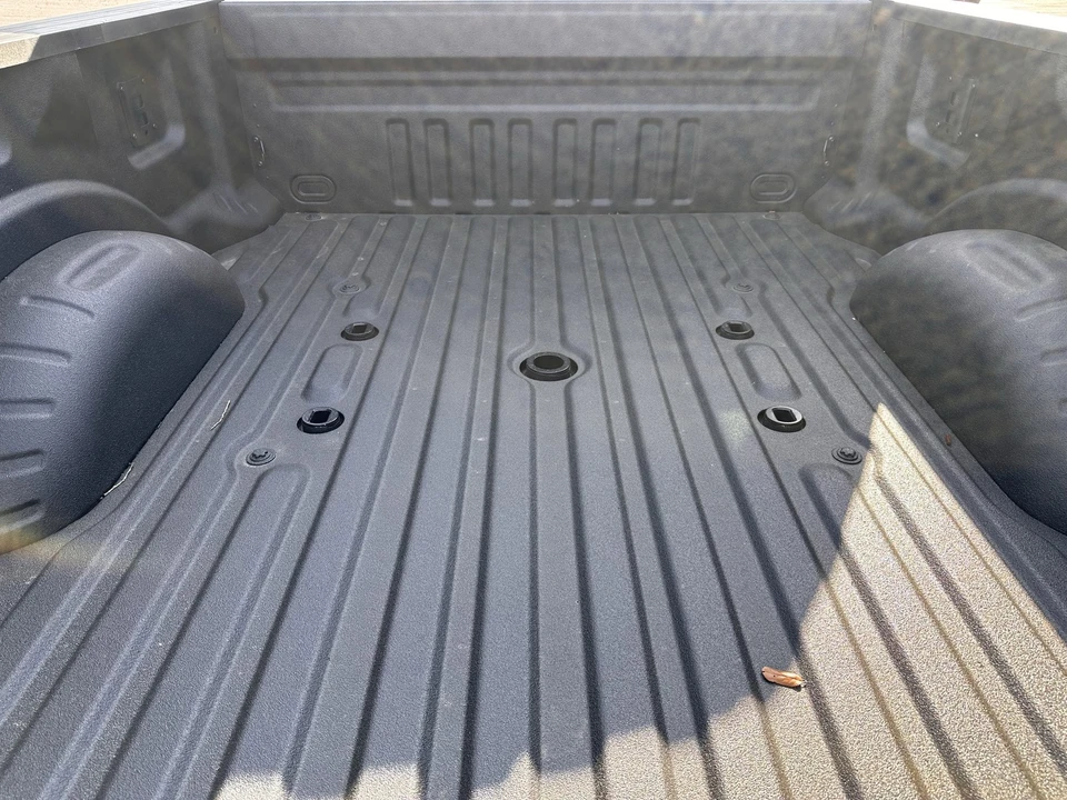 2026 Ford Super Duty 5th Gen - Image 9 of 31