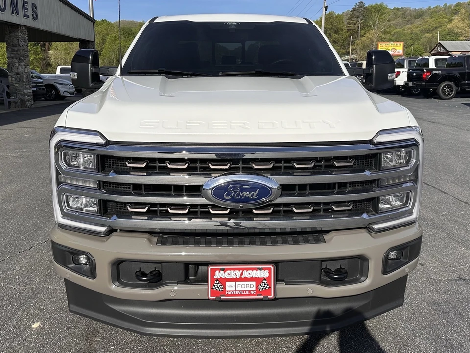 2026 Ford Super Duty 5th Gen - Image 3 of 31