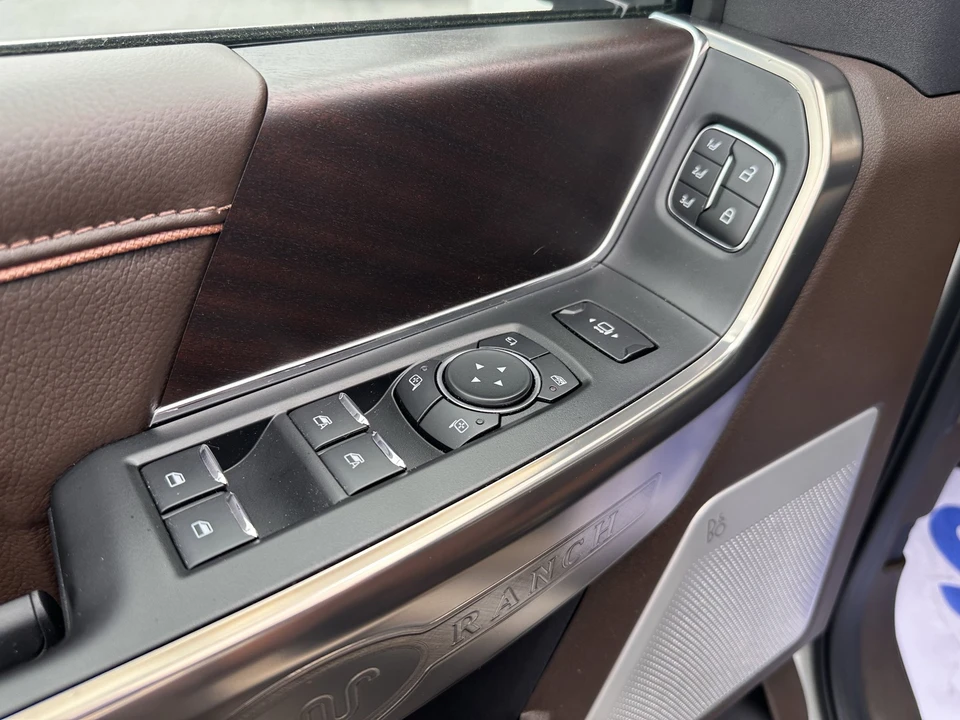 2026 Ford Super Duty 5th Gen - Image 20 of 31