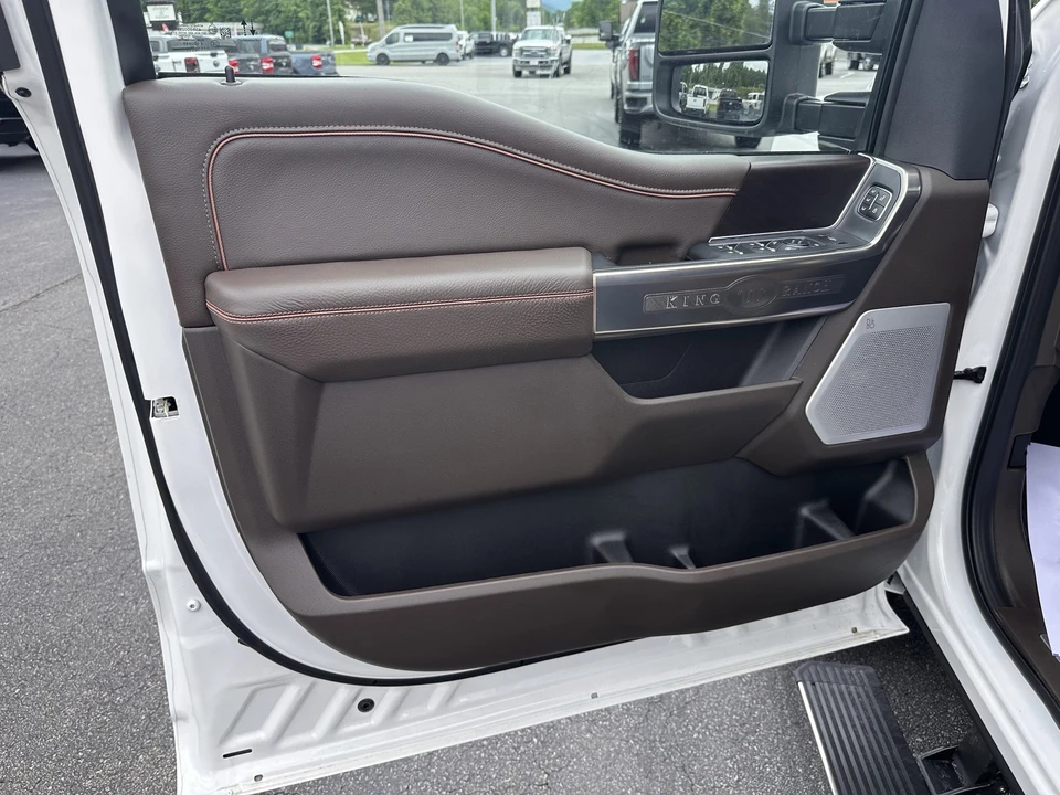 2026 Ford Super Duty 5th Gen - Image 10 of 31