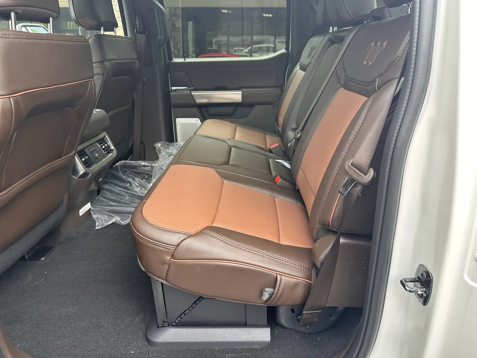2026 Ford Super Duty 5th Gen - Image 14 of 31