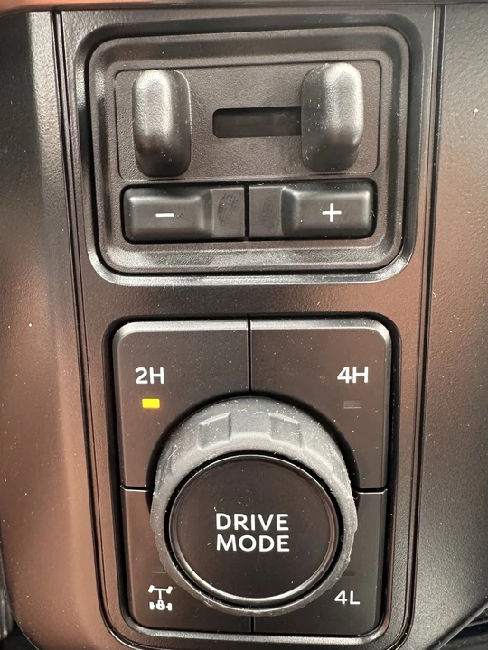 2026 Ford Super Duty 5th Gen - Image 22 of 31