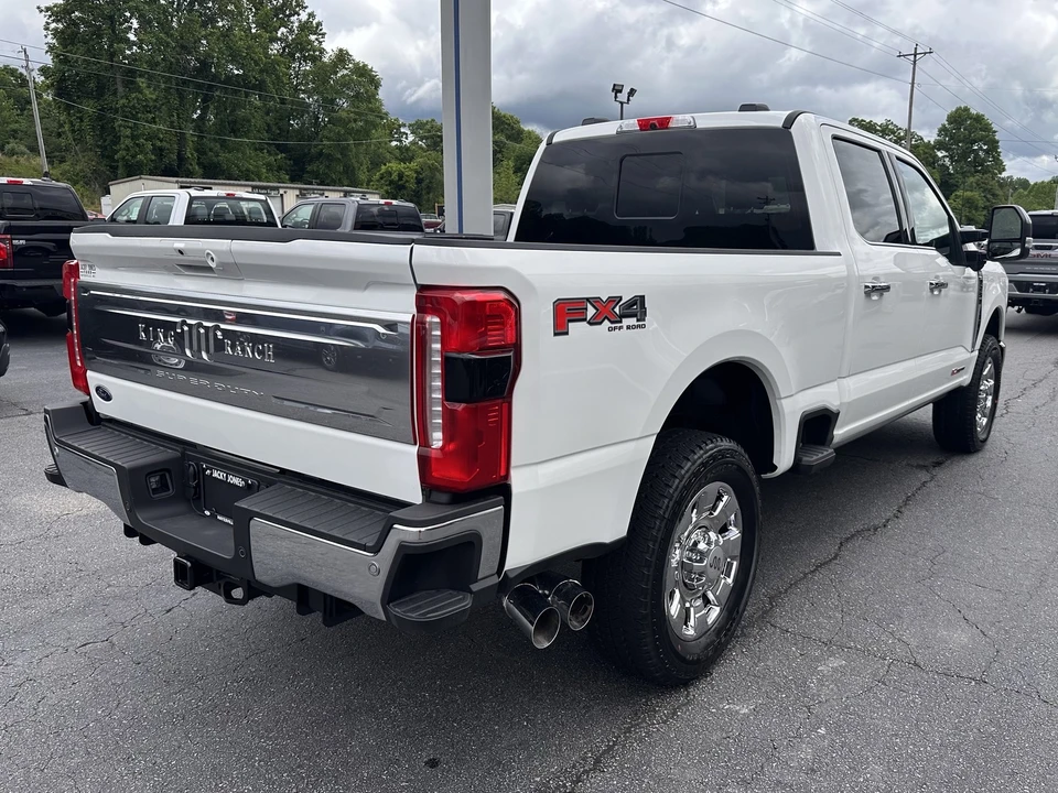2026 Ford Super Duty 5th Gen - Image 7 of 31