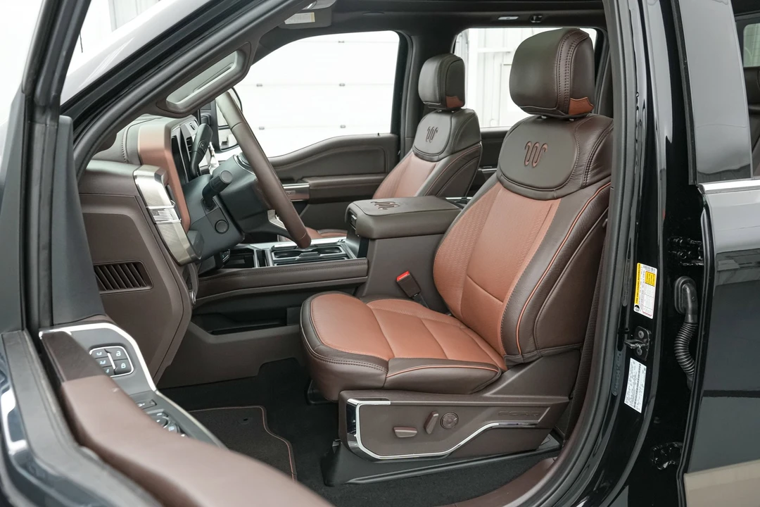 2026 Ford Super Duty 5th Gen - Image 15 of 31