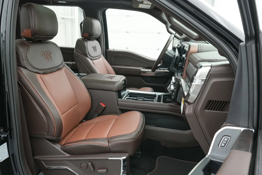 2026 Ford Super Duty 5th Gen - Image 27 of 31