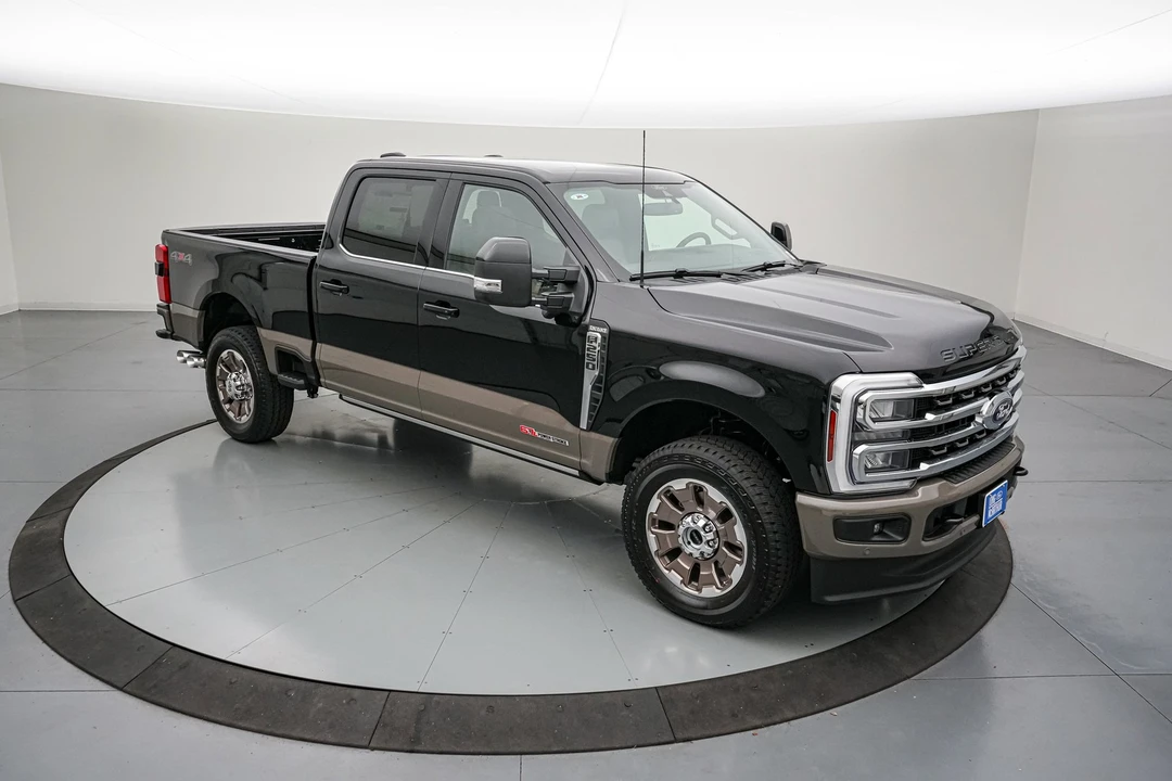 2026 Ford Super Duty 5th Gen - Image 2 of 31