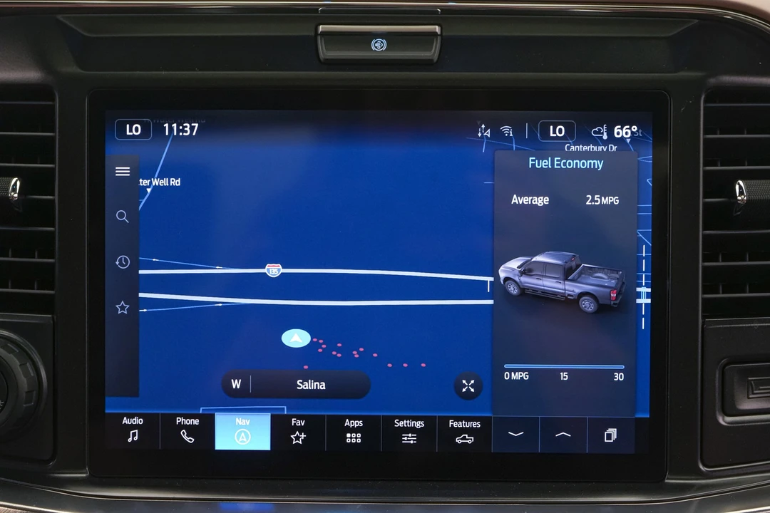 2026 Ford Super Duty 5th Gen - Image 23 of 31