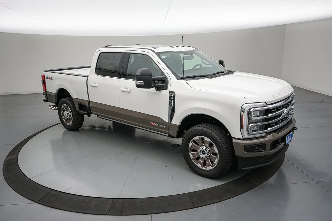 2026 Ford Super Duty 5th Gen - Image 2 of 31