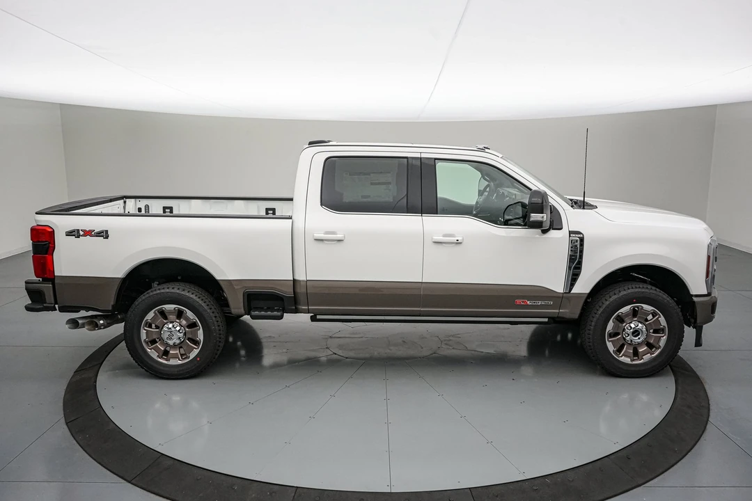2026 Ford Super Duty 5th Gen - Image 4 of 31