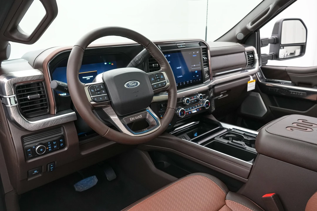 2026 Ford Super Duty 5th Gen - Image 16 of 31