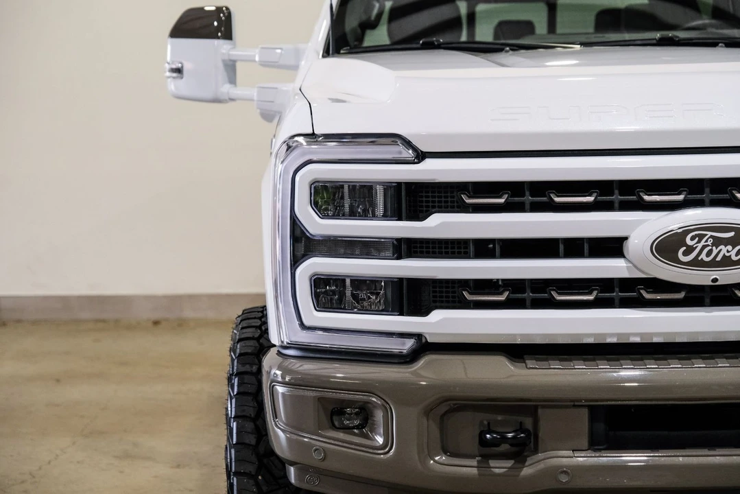 2026 Ford Super Duty 5th Gen - Image 3 of 12