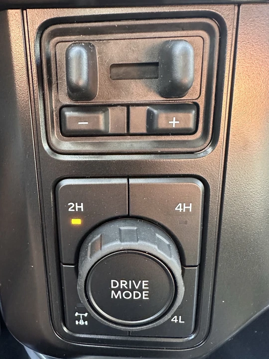 2026 Ford Super Duty 5th Gen - Image 22 of 31