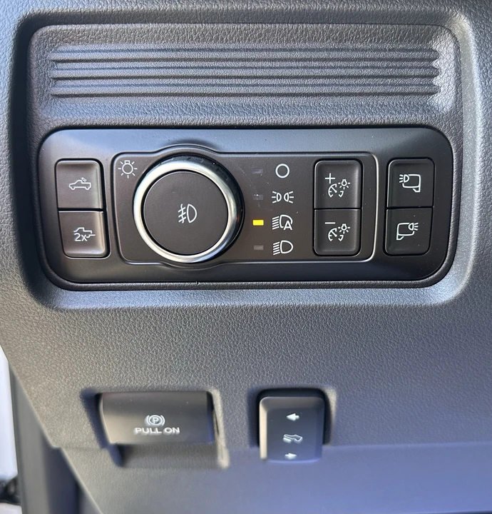 2026 Ford Super Duty 5th Gen - Image 21 of 31