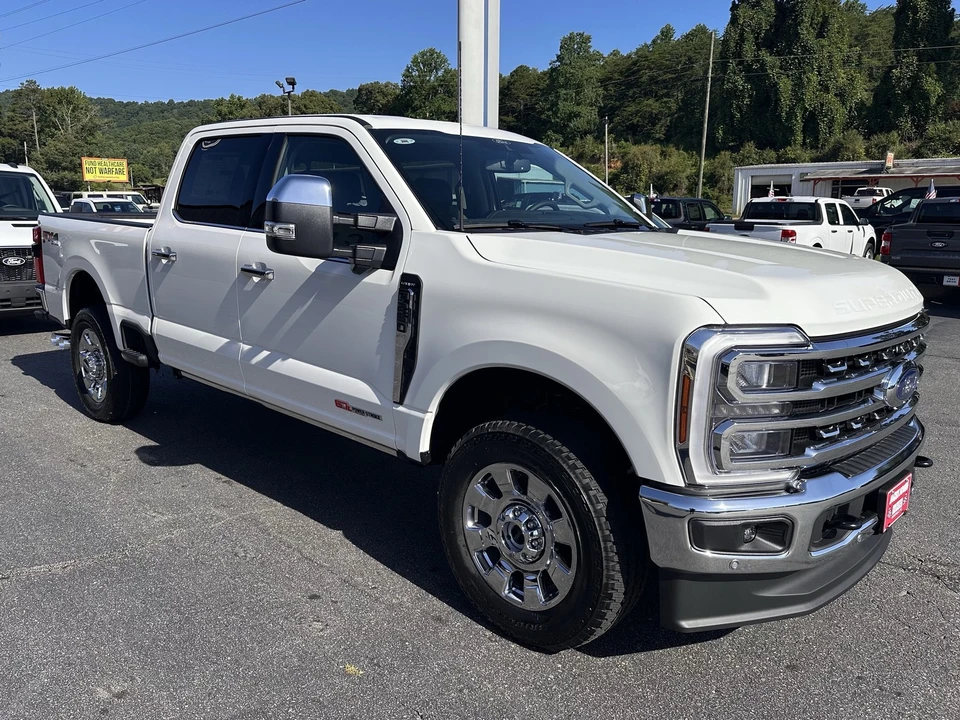 2026 Ford Super Duty 5th Gen - Image 4 of 31