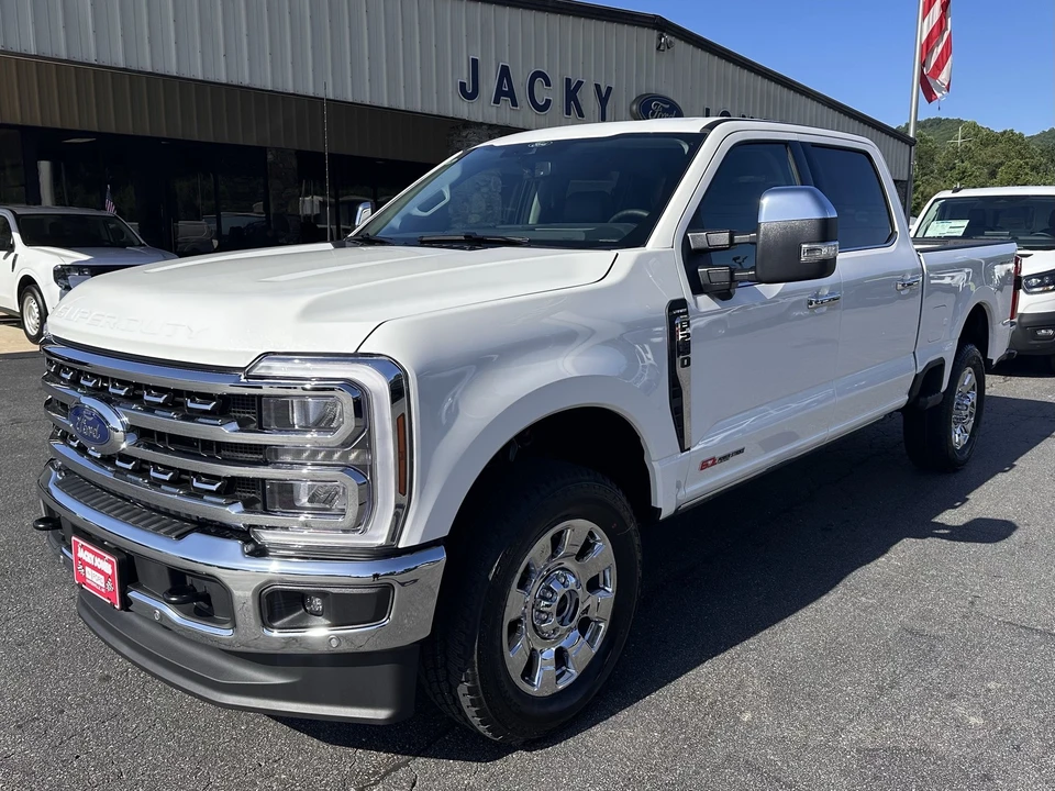 2026 Ford Super Duty 5th Gen - Image 2 of 31