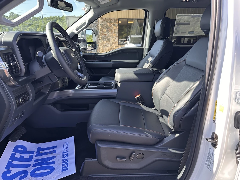 2026 Ford Super Duty 5th Gen - Image 11 of 31