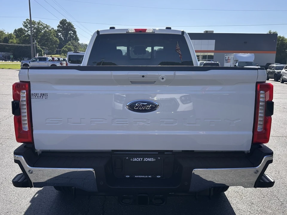 2026 Ford Super Duty 5th Gen - Image 7 of 31