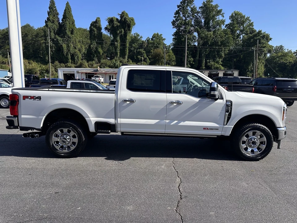 2026 Ford Super Duty 5th Gen - Image 5 of 31